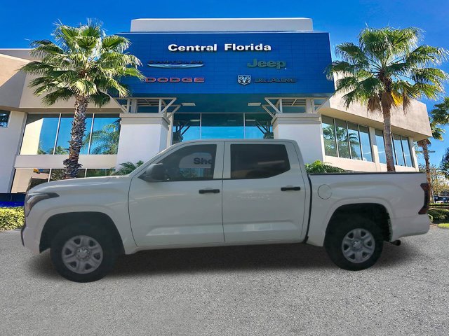 Used 2025 Toyota Tundra SR w/ SR Tow Package AWD/4WD image 8