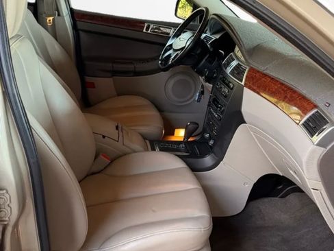 Used 2006 Chrysler Pacifica Touring AWD/4WD image 6
