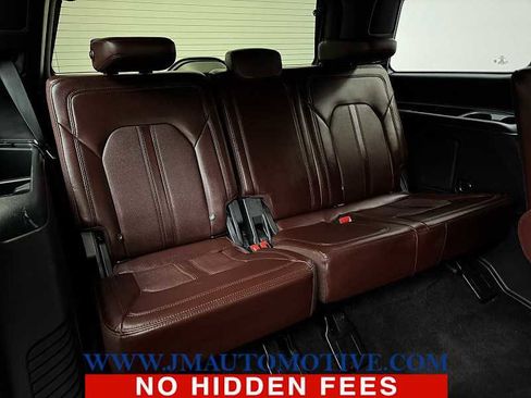 Used 2023 Ford Expedition Limited image 21