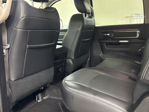 Used 2018 RAM 2500 Laramie w/ Convenience Group image 26