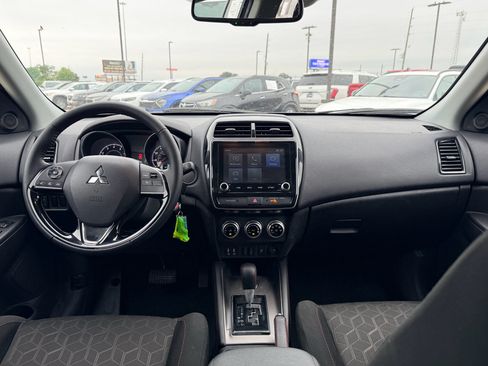 Used 2024 Mitsubishi Outlander Sport AWD image 14