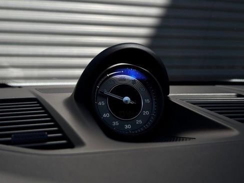 Certified 2025 Porsche 911 Turbo S image 19