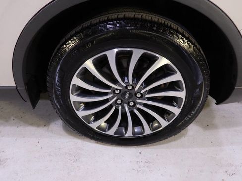 Used 2021 Lincoln Aviator Reserve w/ Equipment Group 201A image 41