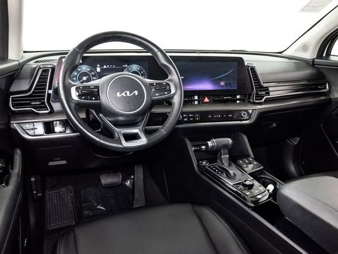 Certified 2025 Kia Sportage SX image 9