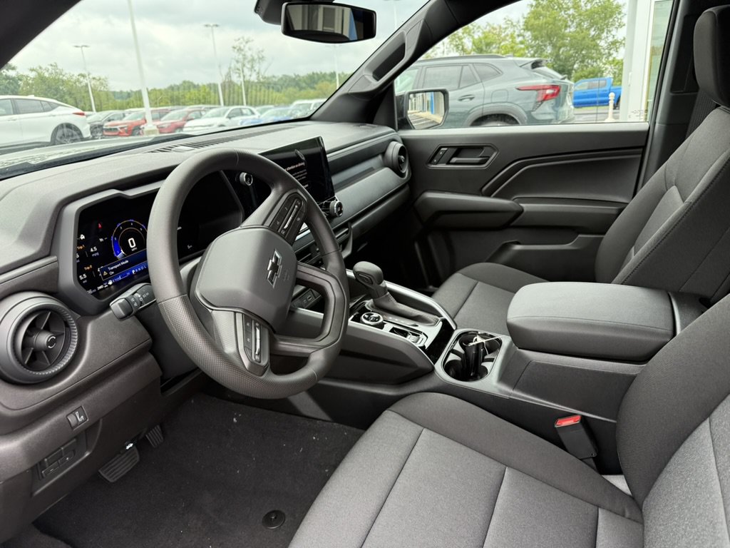 New 2026 Chevrolet Colorado Trail Boss AWD/4WD image 12