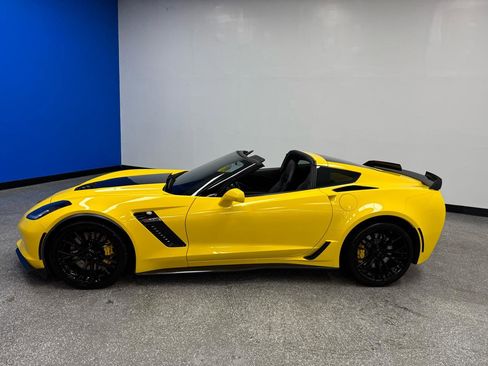 Used 2016 Chevrolet Corvette Z06 w/ 3LZ Preferred Equipment Group image 5