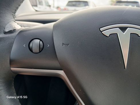 Used 2023 Tesla Model 3 Standard Range RWD image 27