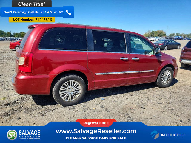 Used 2013 Chrysler Town & Country Touring-L w/ Driver Convenience Group FWD image 4