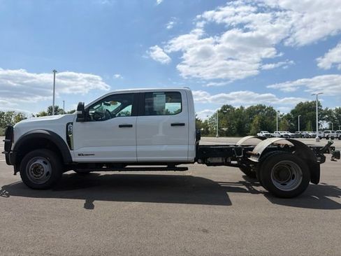 Used 2024 Ford F550 4x4 Crew Cab Super Duty image 13