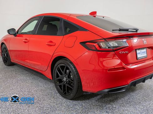 Used 2025 Honda Civic Sport image 5