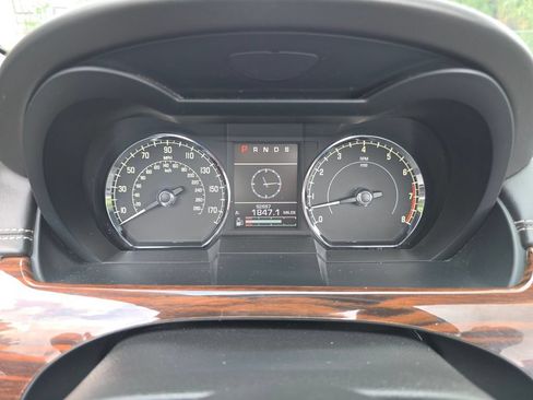 Used 2010 Jaguar XK Convertible RWD image 32