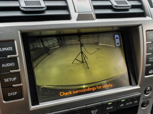 Used 2010 Lexus GX 460 image 25