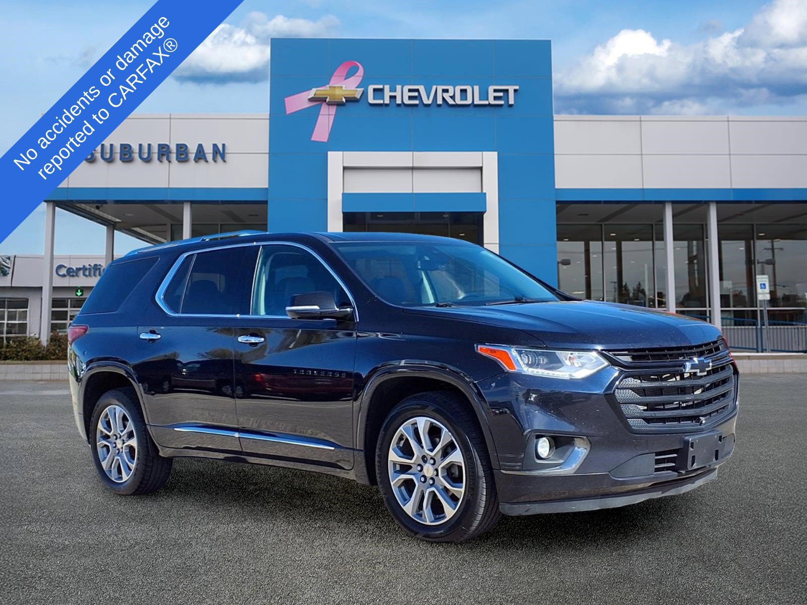 Used 2020 Chevrolet Traverse Premier w/ LPO, Blackout Package AWD/4WD image 3