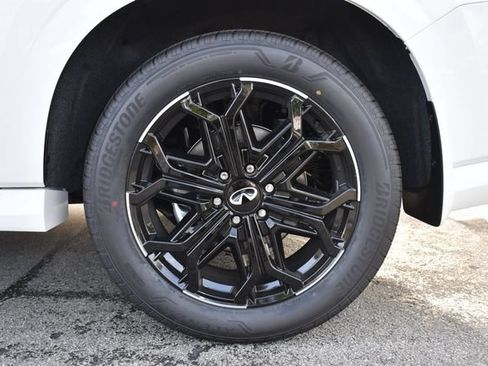 New 2026 INFINITI QX80 4WD w/ Sport Exterior Package image 37