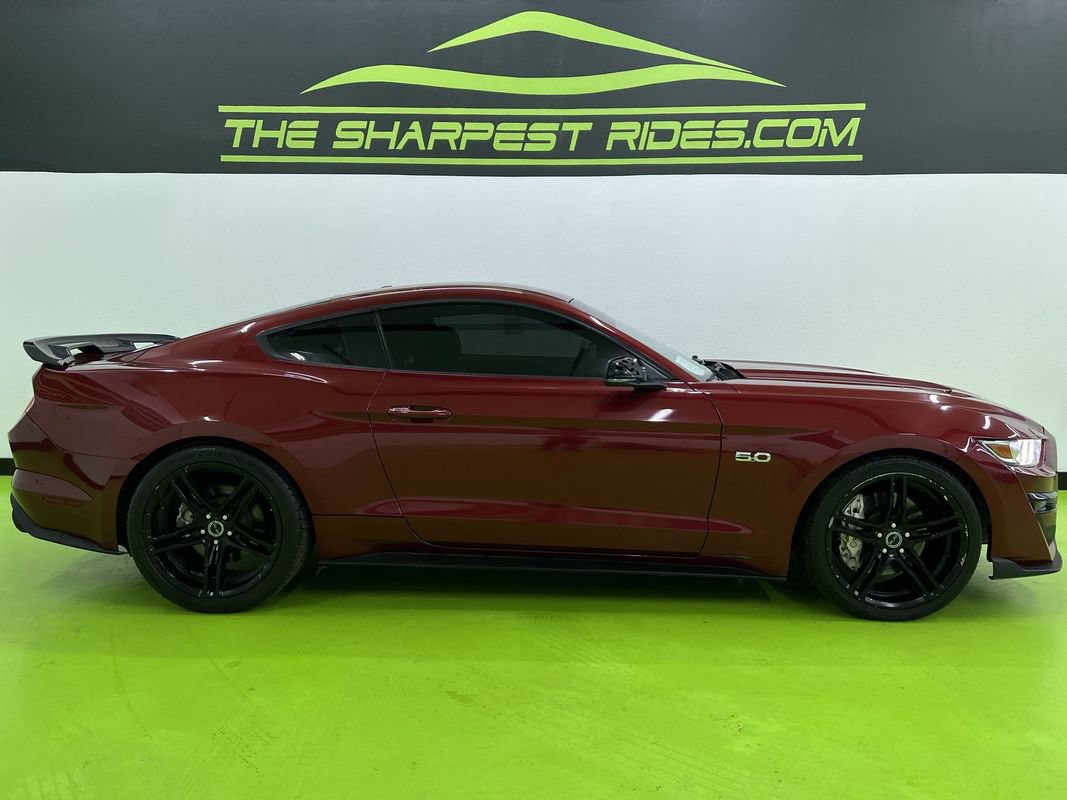 Used 2017 Ford Mustang GT Premium RWD image 11