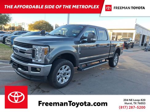 Used 2019 Ford F250 XLT w/ XLT Value Package image 1