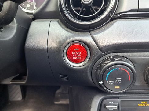 Used 2019 MAZDA MX-5 Miata RF Club w/ I-ACTIVSENSE Sport Package image 16