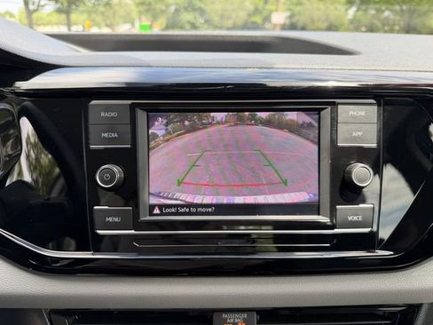 Used 2024 Volkswagen Taos S FWD image 18