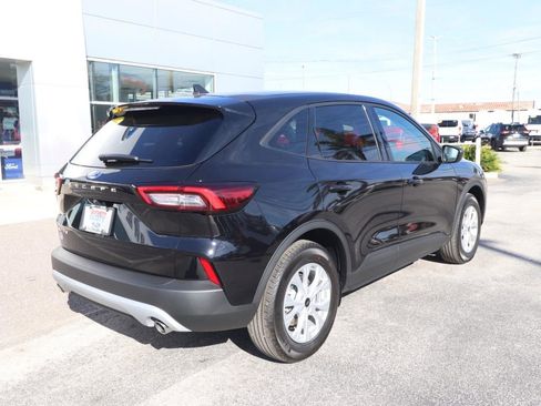 New 2026 Ford Escape Active image 13