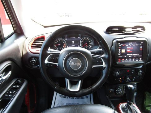 Used 2021 Jeep Renegade Trailhawk w/ Trailer Tow Group AWD/4WD image 16