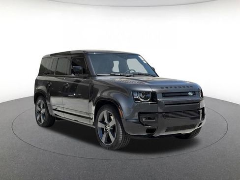 New 2025 Land Rover Defender 110 V8 AWD/4WD image 6