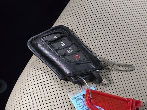 Used 2019 Lexus ES 350 image 32