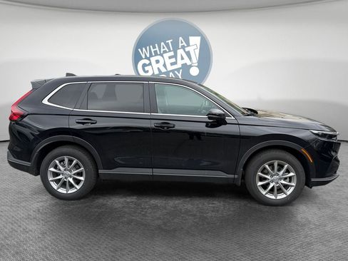 Used 2026 Honda CR-V EX image 2