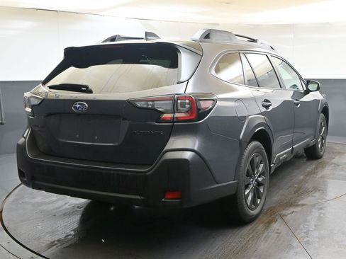 Certified 2025 Subaru Outback Onyx Edition image 5