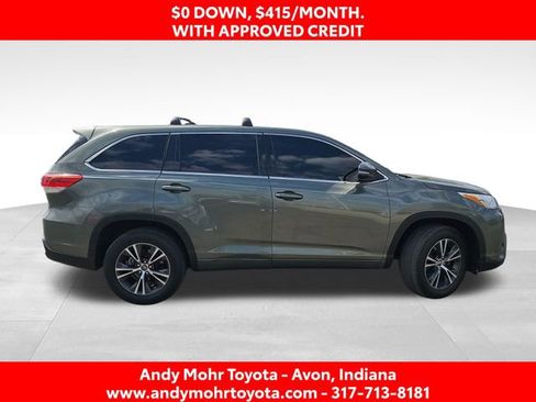 Used 2017 Toyota Highlander LE FWD image 8