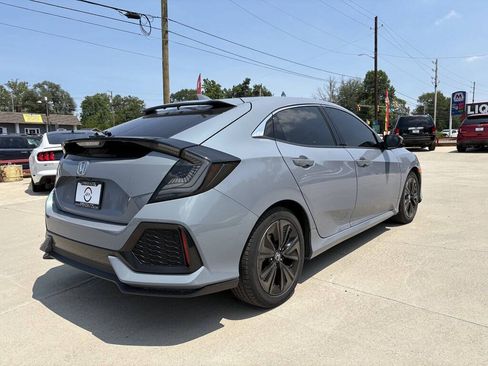 Used 2018 Honda Civic EX image 4