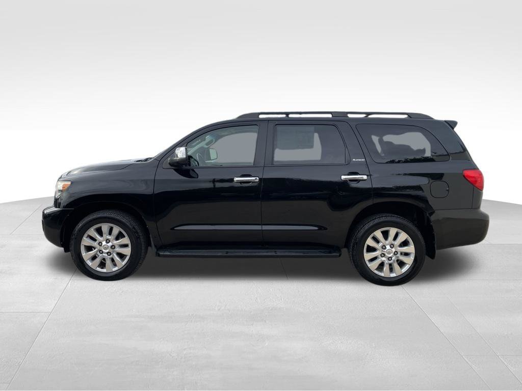 Used 2017 Toyota Sequoia Platinum RWD image 8