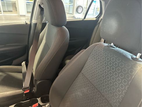 Used 2017 Chevrolet Trax LS image 8