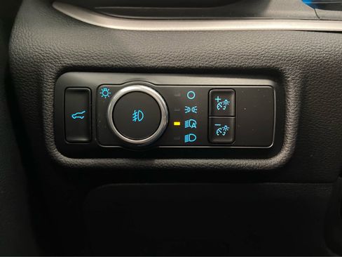 Used 2023 Ford Explorer XLT w/ Equipment Group 202A image 41