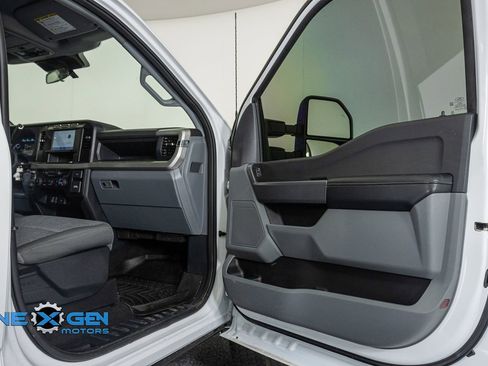 Used 2024 Ford F250 XL w/ STX Appearance Package AWD/4WD image 34