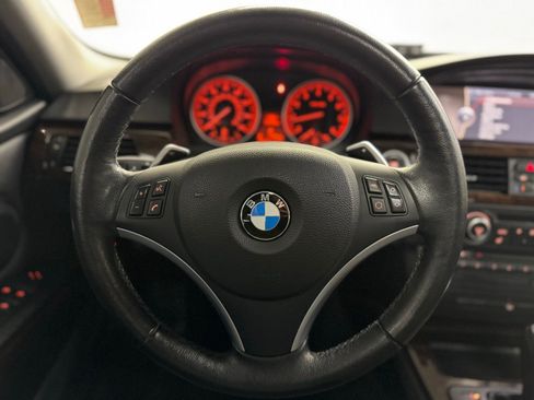 Used 2011 BMW 335i xDrive Sedan image 20