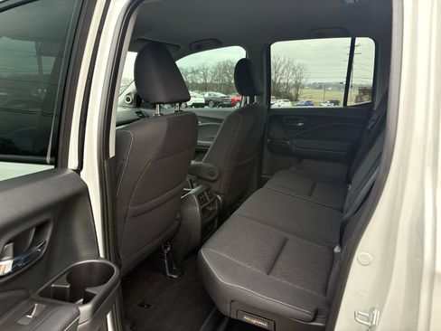 Used 2021 Honda Ridgeline Sport image 17