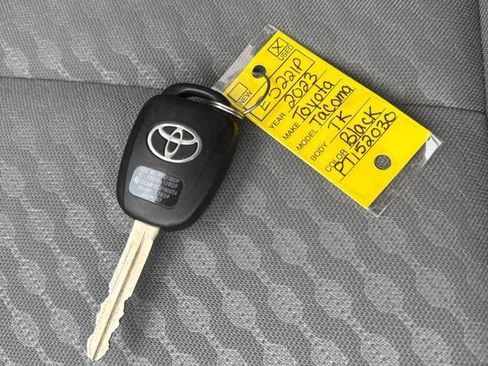 Used 2023 Toyota Tacoma SR AWD/4WD image 20