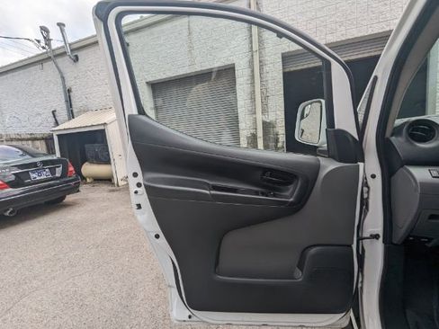 Used 2019 Nissan NV200 SV w/ Navigation Package image 11