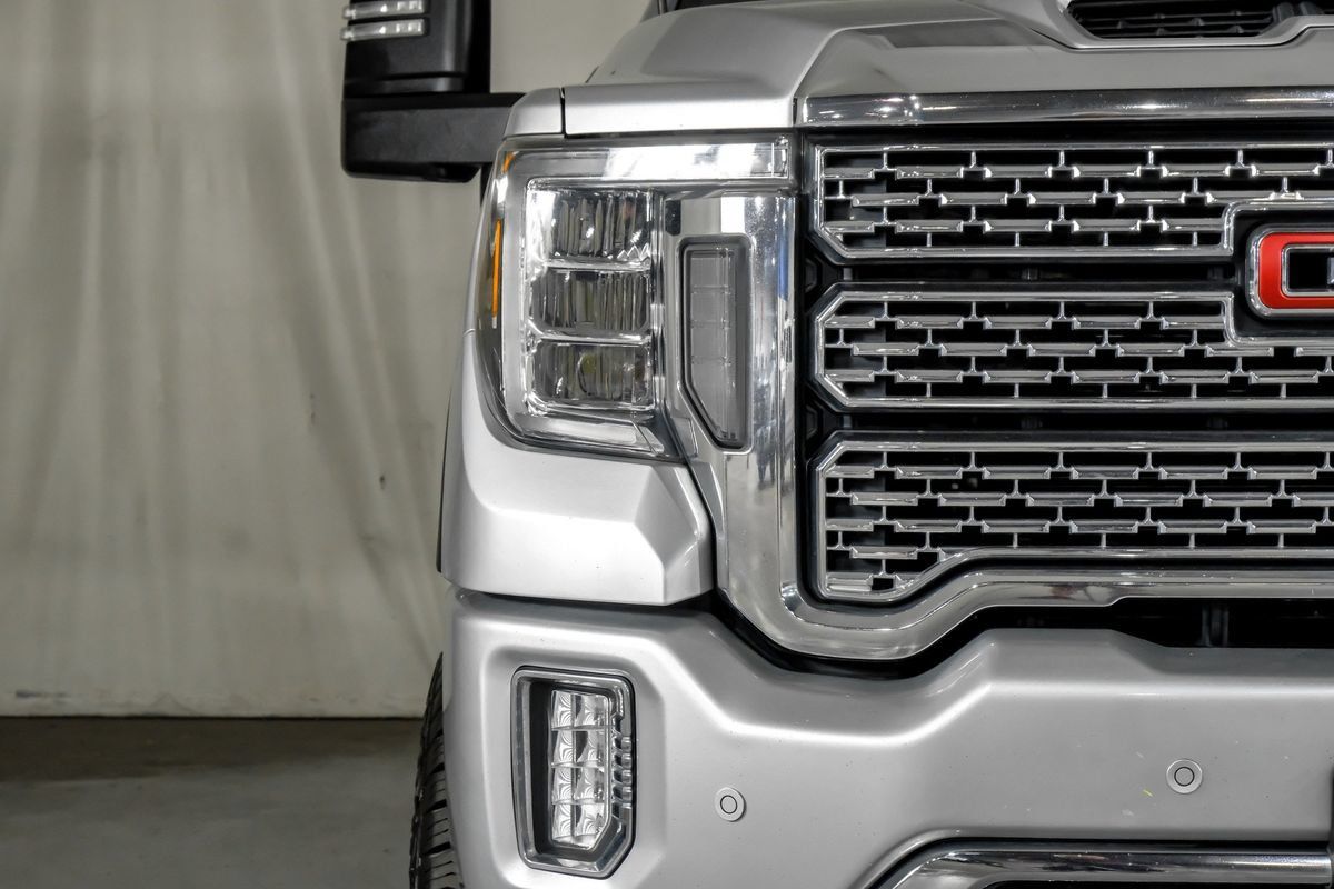 Used 2021 GMC Sierra 2500 Denali w/ Denali Ultimate Package AWD/4WD image 39