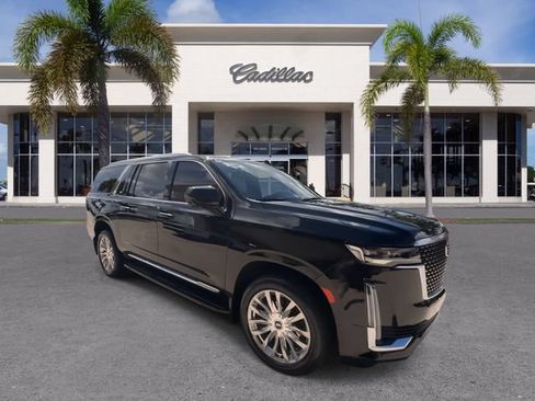 Certified 2023 Cadillac Escalade ESV Premium Luxury RWD image 2