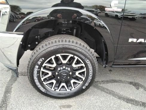 New 2025 RAM 2500 Limited image 19