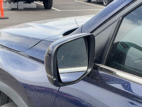 Certified 2024 Honda Pilot EX-L image 9