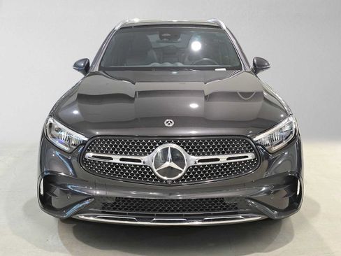 Used 2024 Mercedes-Benz GLC 300 4MATIC image 8