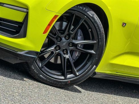 Used 2021 Chevrolet Camaro SS RWD image 5