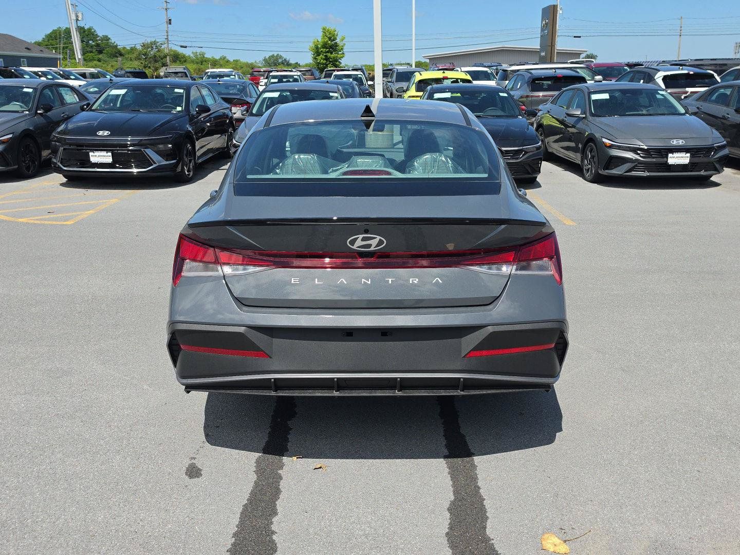 New 2026 Hyundai Elantra Sport FWD image 6