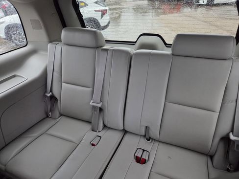 Used 2014 Chevrolet Tahoe LTZ AWD/4WD image 19