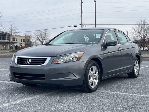 Used 2009 Honda Accord LX-P image 4