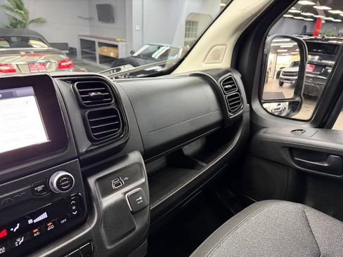 Used 2023 RAM ProMaster 2500 FWD image 26