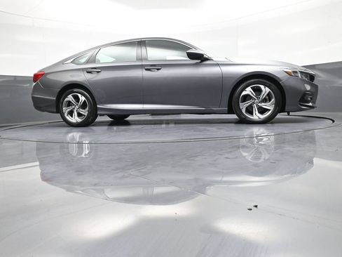 Certified 2020 Honda Accord EX-L image 29