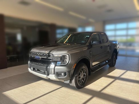 Certified 2024 Ford Ranger XLT w/ FX4 Off-Road Package AWD/4WD image 4